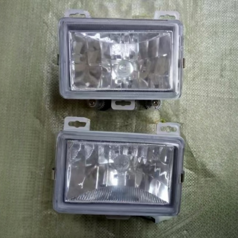 东风140-2尖头教练车防雾灯