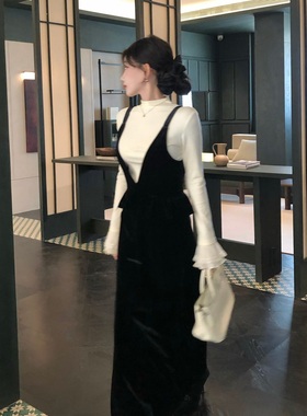 陈六六CHENLIULIU【晚宴焦点】法式千金感V领丝绒连衣裙内搭套装