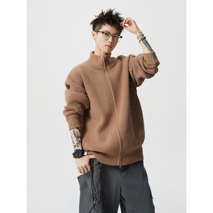 B347-W2702-P65-108 秋季马家刺绣开衫外套男士毛衣图片