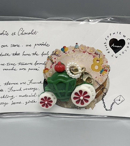 日本Curly卷发女孩Sophie et Chocolat绿色圣诞车拉链扣包挂件