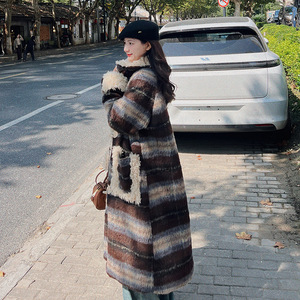 加厚保暖格子羊羔毛毛呢外套女2025冬季新款韩系复古中长款大衣潮图片