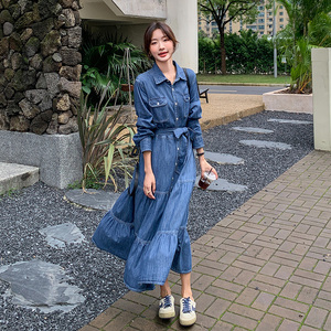 高级感复古美式牛仔长袖衬衫连衣裙女春秋2025年超火好看收腰长裙图片
