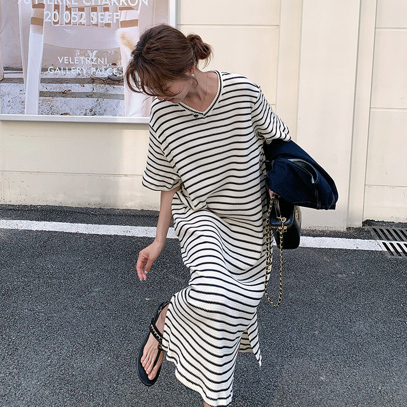 2025夏季新款韩系牛仔条纹连衣裙套装女高级感小众休闲时尚两件套,女装套装/套裙,郎佰婉