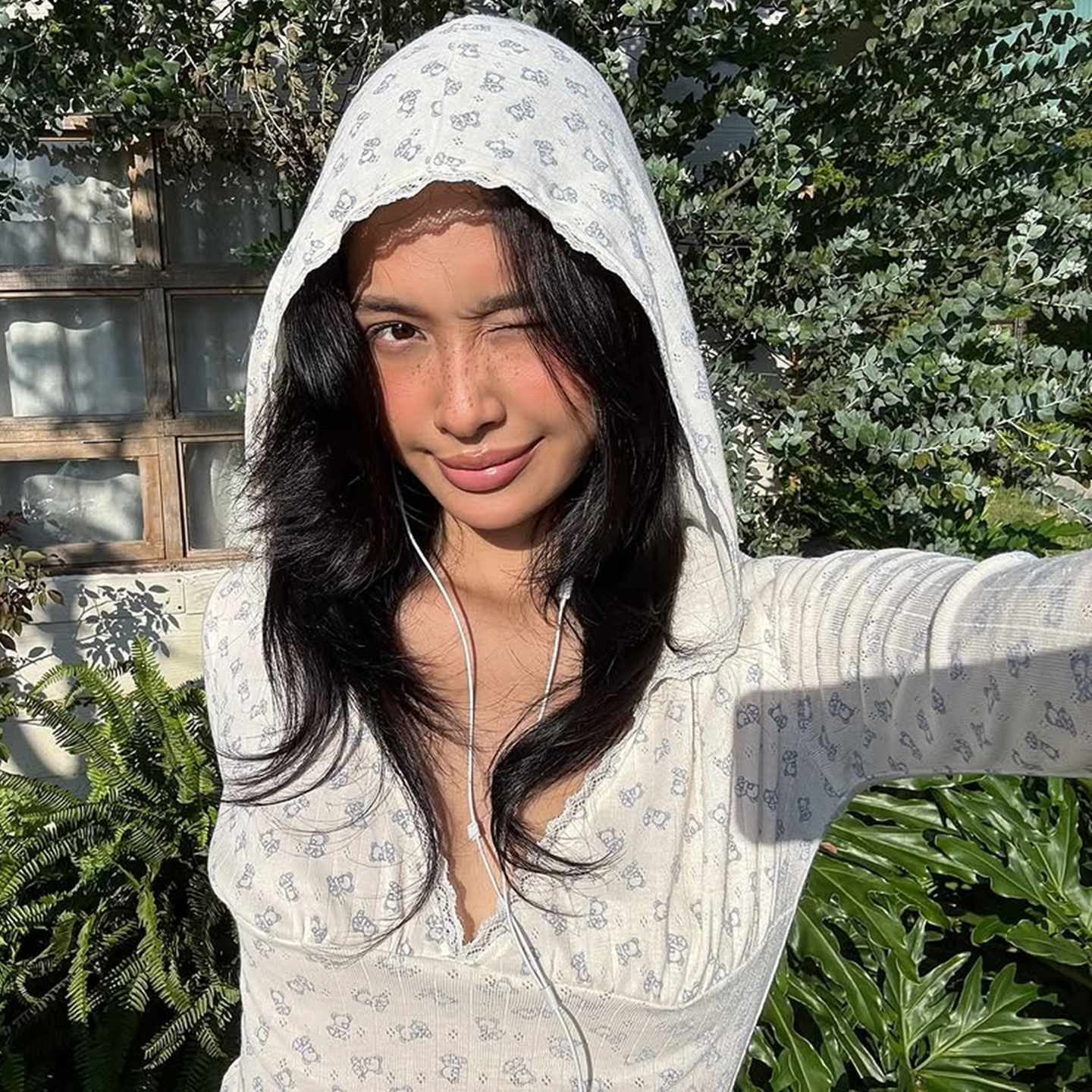 韩系纯欲辣妹套装长袖上衣+短裤