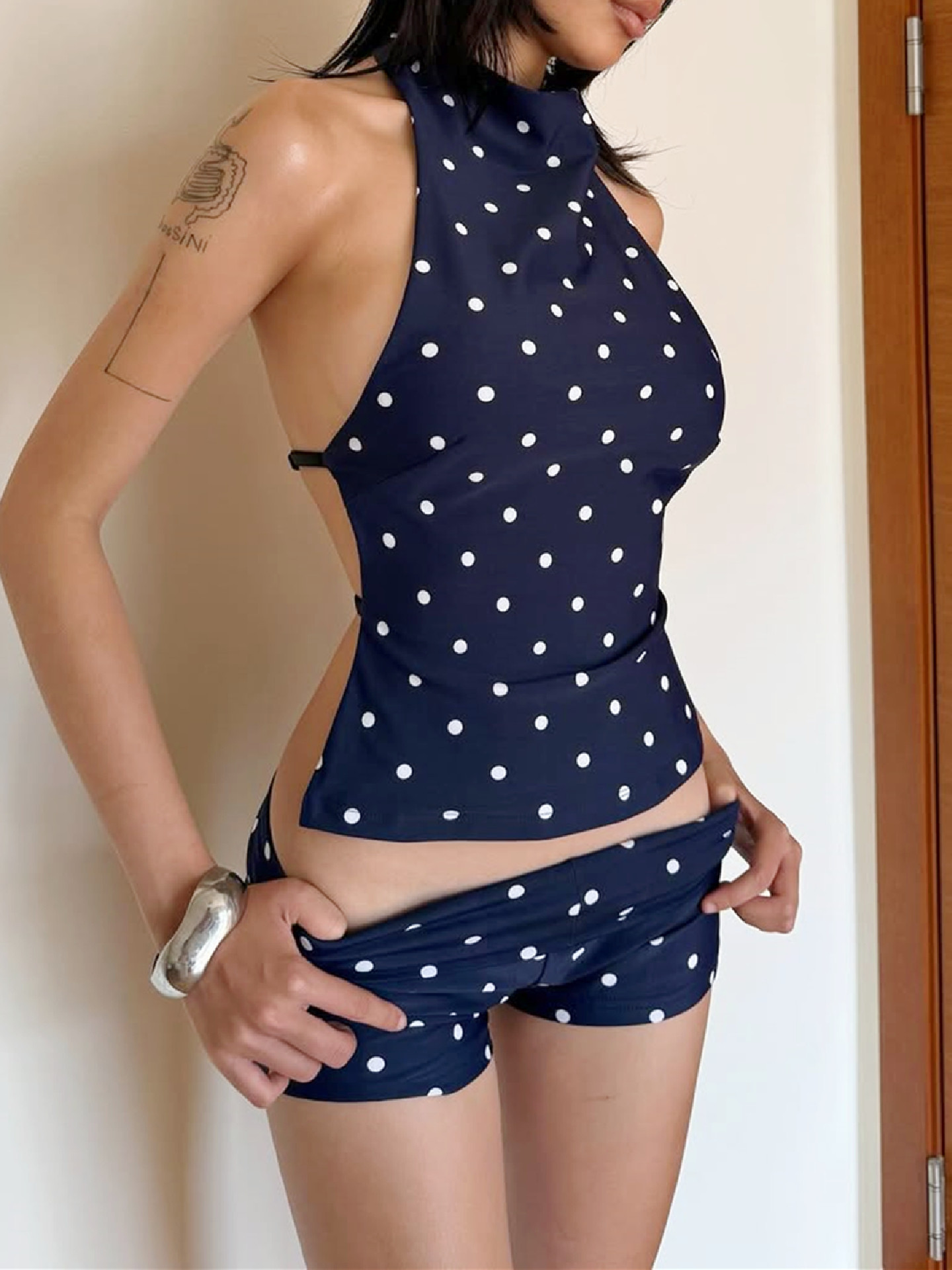 Pure Desire Polka Dot Set: Flirty Backless Halter & Low-Rise Shorts - Taobao product photo 2