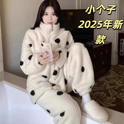 波点睡衣女秋冬新款法兰绒家居服