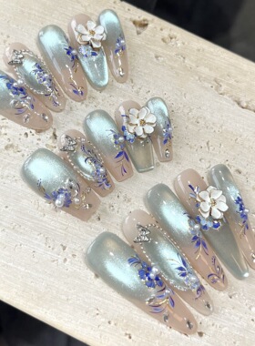 青花瓷纯手工穿戴甲冰蓝猫眼精致花卉高级气质穿戴甲可重复指甲贴