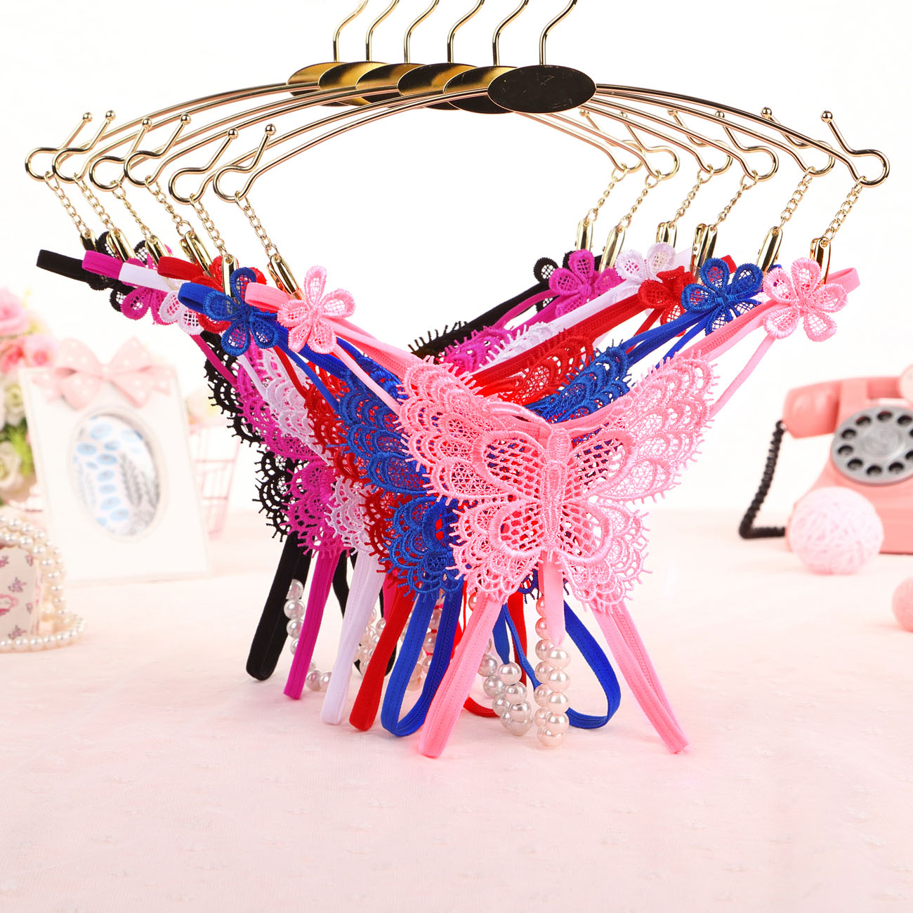 火辣诱惑性感蕾丝透明珍珠挂链蝴蝶开裆丁字裤女士低腰内裤JP3348