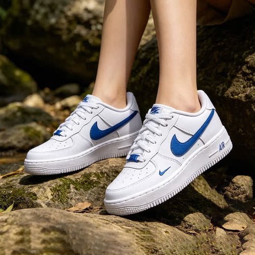 尖货丨NIKE耐克大童AF1空军一号板鞋运动休闲鞋IM7662-100