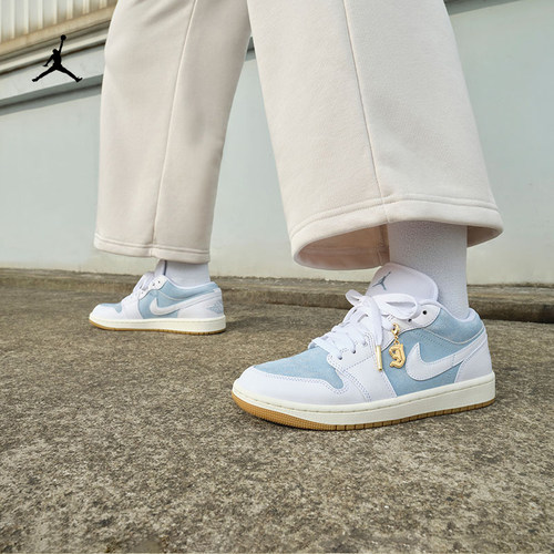 尖货丨耐克女子AIR JORDAN 1 低帮复古运动休闲篮球鞋HQ2004-400