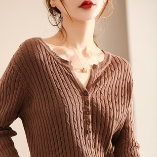 双莲100%纯棉针织打底衫女V领扭花冬装新款上衣全棉高档春秋毛衣