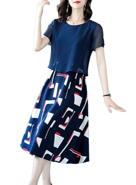 蓝色连衣裙女夏短袖易美初