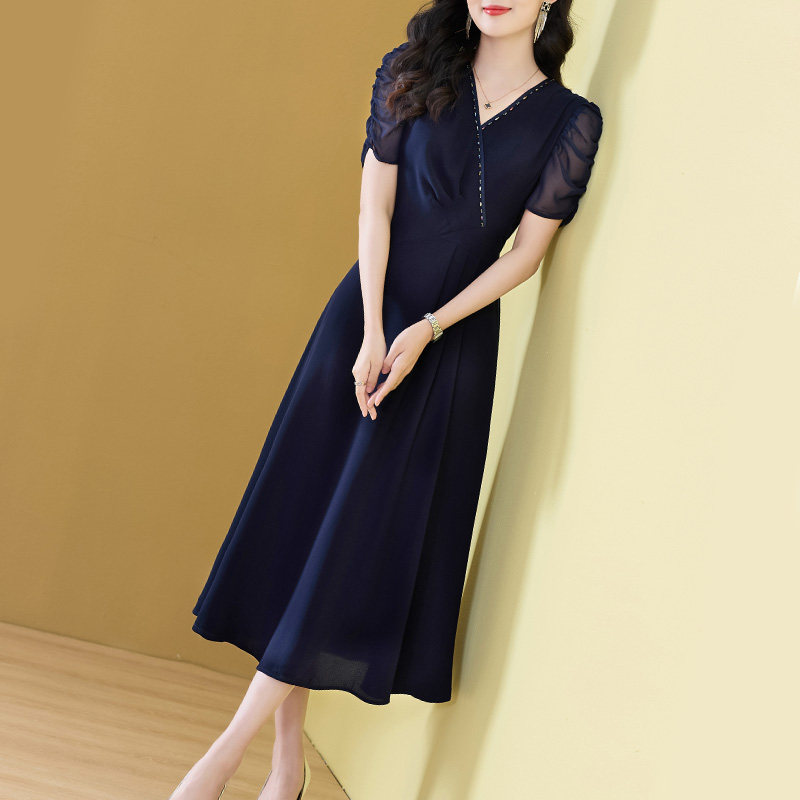 高端雪纺连衣裙女夏季2025年新款女装钉珠夏天显瘦气质泡泡袖裙子