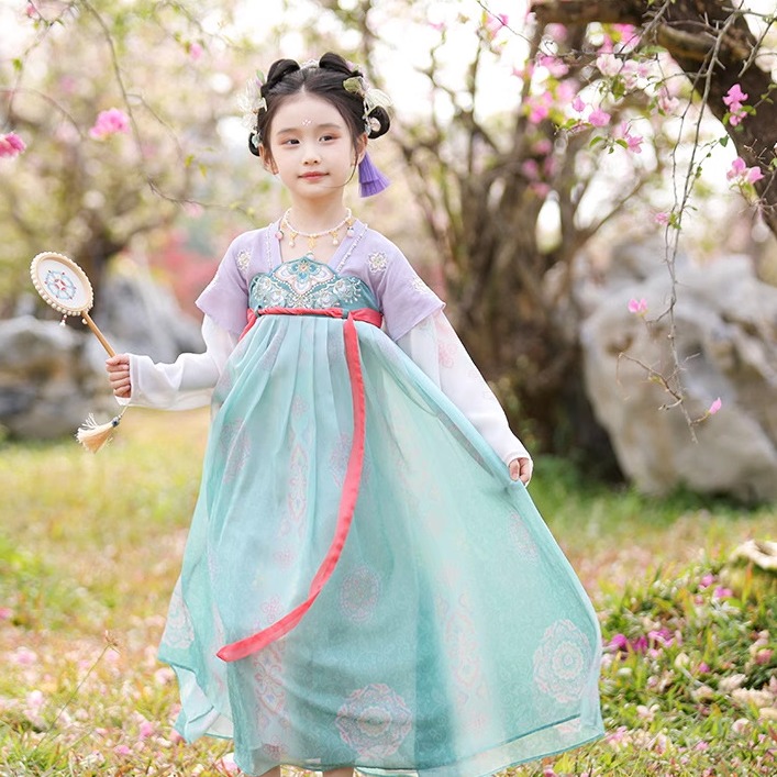 2025年春款新品儿童汉服女童中国风古装桃心刺绣连衣裙襦裙23110