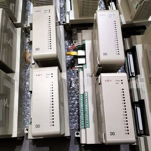 可维修新华DO模块，型号xDO-84-21，品，功能完好，实物议价