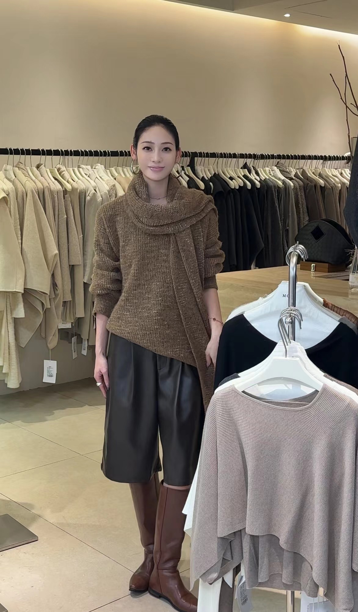 MOLS秋冬新气质V领飘带设计感羊毛针织衫慵懒风毛衣围巾两件套