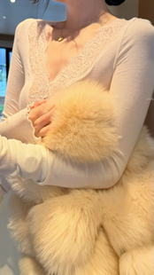 显瘦内搭打底衫 T恤女修身 上衣 ANN韩系蕾丝拼接V领长袖 TOMORROW