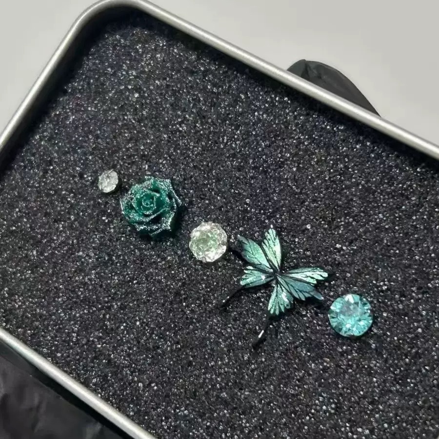 「枯叶蝶」早秋新款焦糖落日蝴蝶玫瑰耳钉mini养耳洞精致小巧耳饰