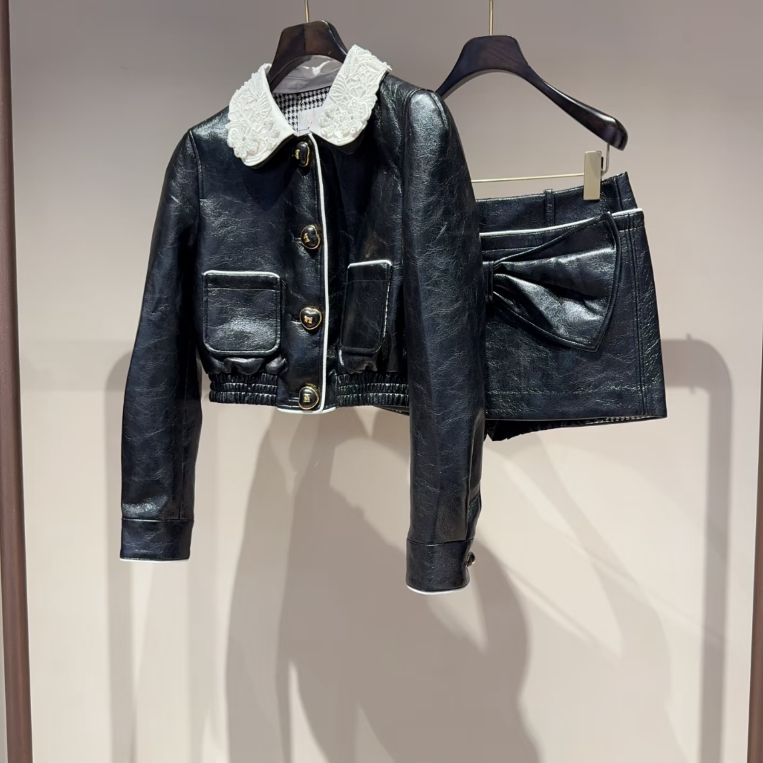 现货拉飞家2025秋款短皮衣外套LF25Q51FC333皮裙短裙LF25Q51SS207