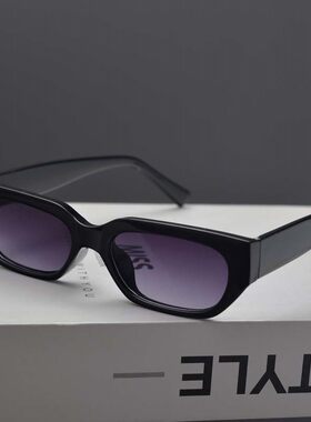 美式复古不规则方形小框米钉太阳眼镜女潮圆脸嘻哈朋克风小众墨镜