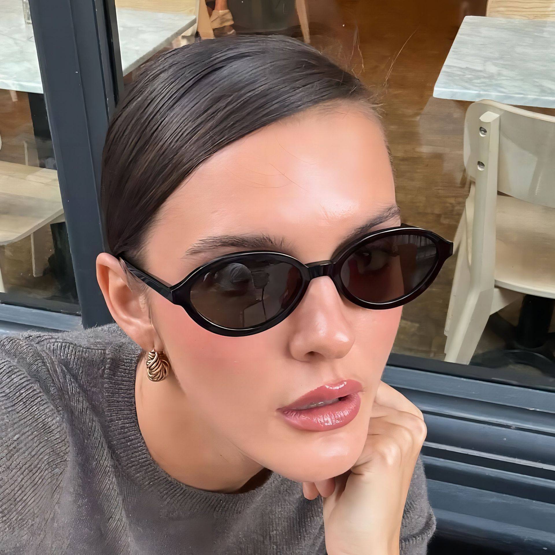 欧美复古椭圆形小框太阳眼镜女圆脸显瘦高级感走秀街拍凹造型墨镜