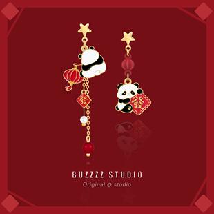 原创中国风国潮发财熊猫耳环红色新年适合过年不对称耳钉耳夹耳饰