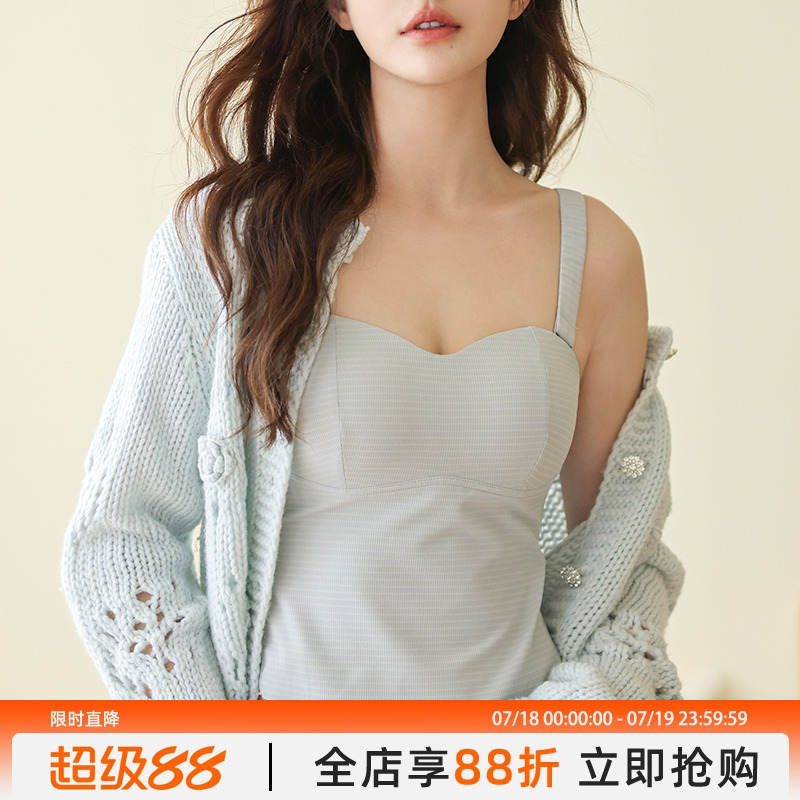 贴身日记简约无痕免穿文胸吊带女
