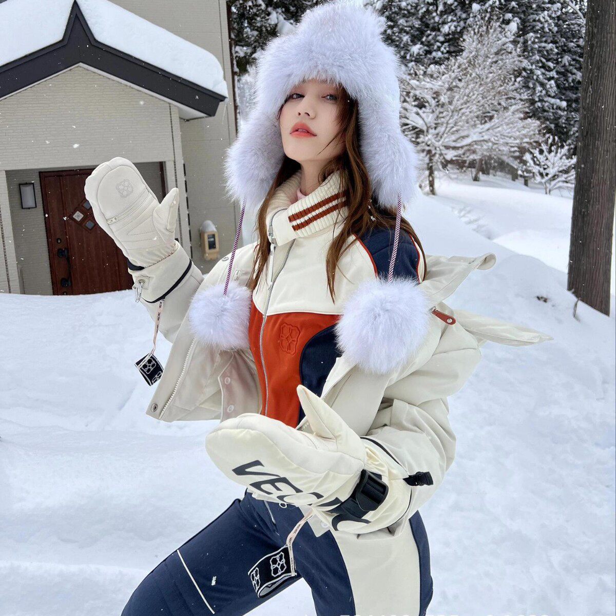 连体滑雪服女款保暖弹力修身滑雪衣服高级专业滑雪装备
