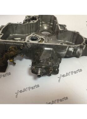 适用久保田V1702齿轮室盖 二手