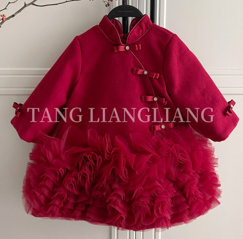 唐靓靓 国风旗袍领一字扣新年拜年公主礼服定制