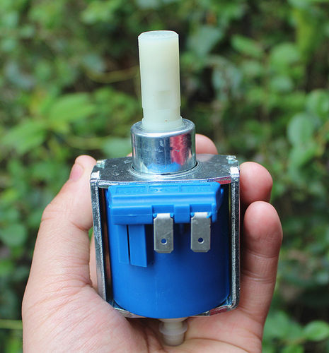 精220V47W咖啡机电磁泵医疗器械振动微型迷你专用水泵咖啡机配件