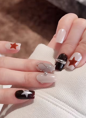 【韩星】甜酷辣妹风手绘星星元素美甲y2k千禧风深色美式ins穿戴甲