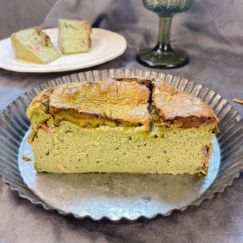 抹茶草莓起司巴斯克芝士蛋糕无面粉甜品糕点下午茶