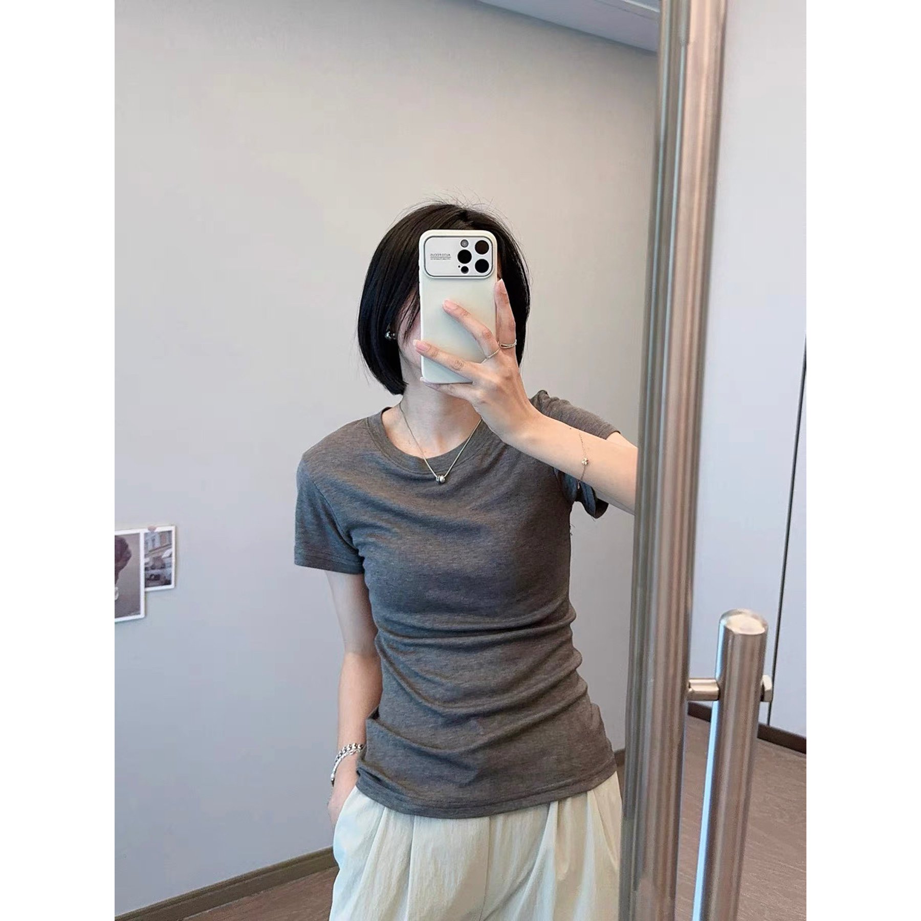 短袖百搭休闲薄款圆领天丝女