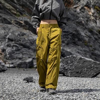 复古纯色户外登山裤女秋冬新款暴走工装裤宽松防水伞兵休闲裤长裤