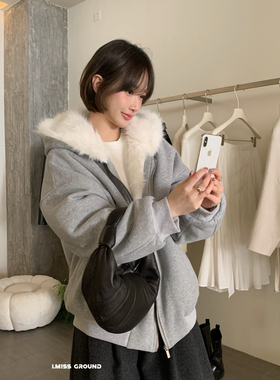 IMISS-冬上新韩标一件过冬加厚毛毛内里连帽短外套H90583