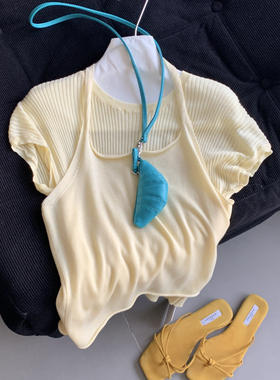 ULOUR/U粒-早春短袖针织衫+韩系叠穿泡菜国同款挂脖背心套装55562