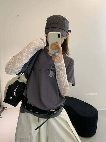 ACME PRETTY韩版春夏百搭狗狗印花蕾丝拼接T恤假两件防晒上衣W335