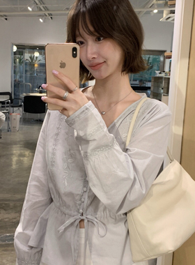IMISS-年早春韩标绝美棉麻刺绣小衫(麻料有麻结麻点为正常)R60969
