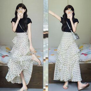 搭配一整套 t恤荷叶边波点半身裙夏装 今年流行两件套装 裙黑色短袖