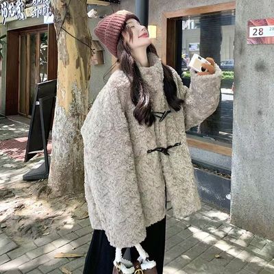 灰色立领牛角扣羊羔毛加厚棉衣