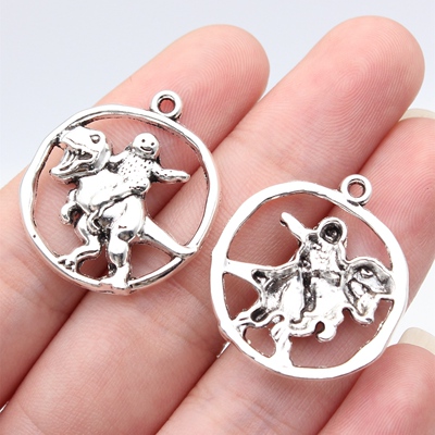 5个/包28x25mm古银色DIY饰品配件霸王龙骑士吊坠