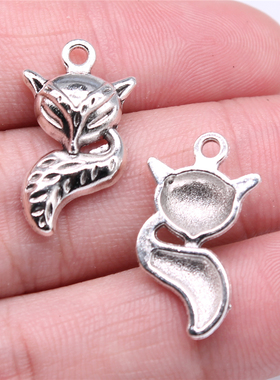 10个/包 23x13mm 古银色锌合金材质 狐狸吊坠 ABD-C15185