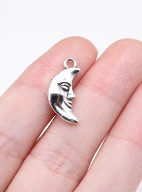 20个/包 19x9mm 古银色锌合金材质 人脸月亮吊坠 ABD-C15779