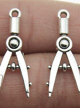 10个/包 11x28mm 古银色锌合金材质 圆规吊坠 ABD-C13127