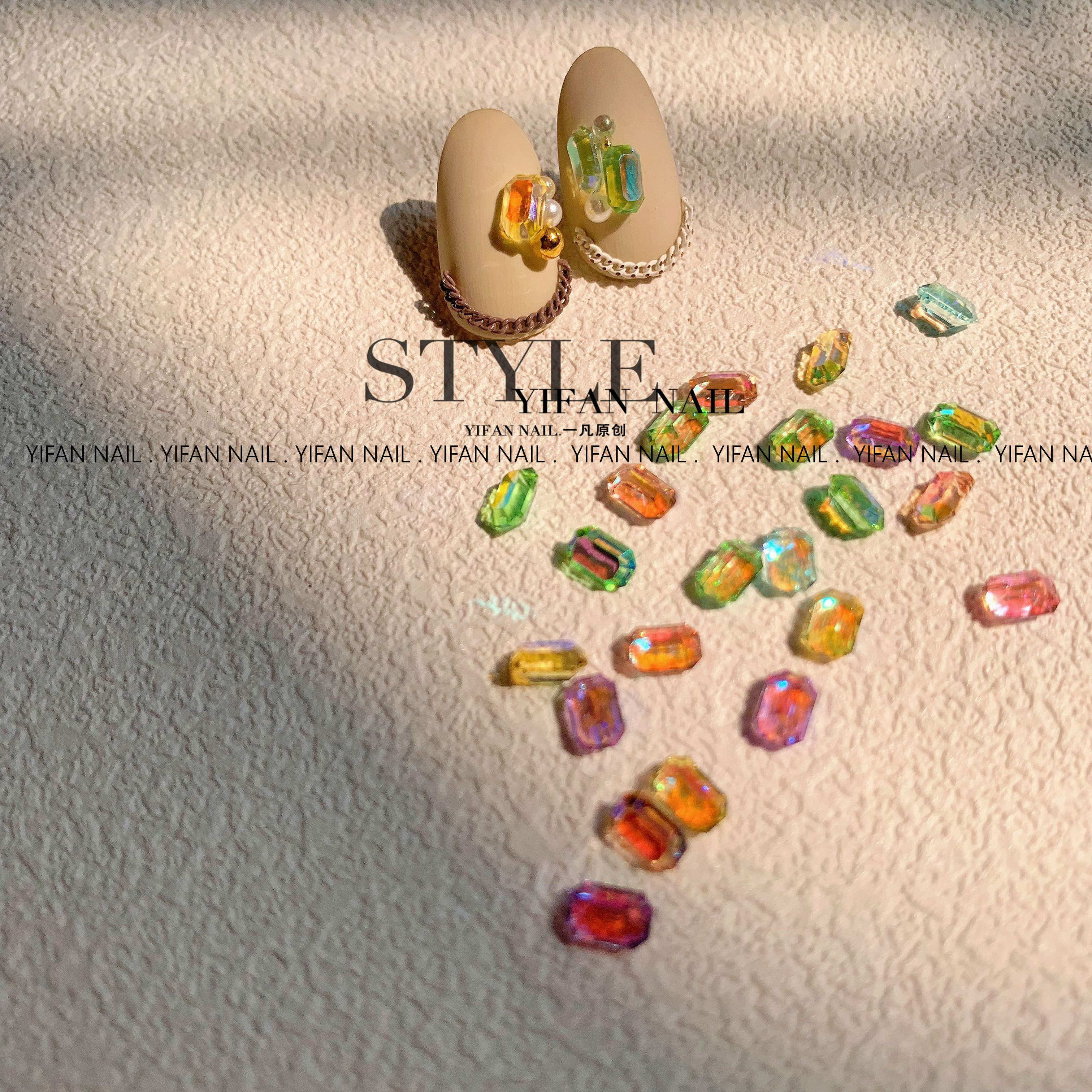 幻彩冰块斑斓色调通透方糖彩钻