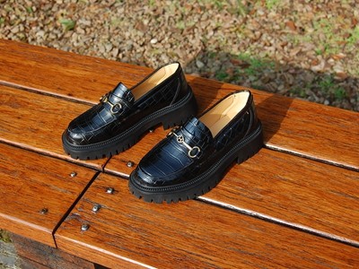 真皮一脚蹬英伦小皮鞋女亮皮单鞋春秋季新款经典马衔扣乐福鞋特价,女鞋,乐福鞋（豆豆鞋）,淘宝优惠券,粉丝福利购,淘宝优惠卷