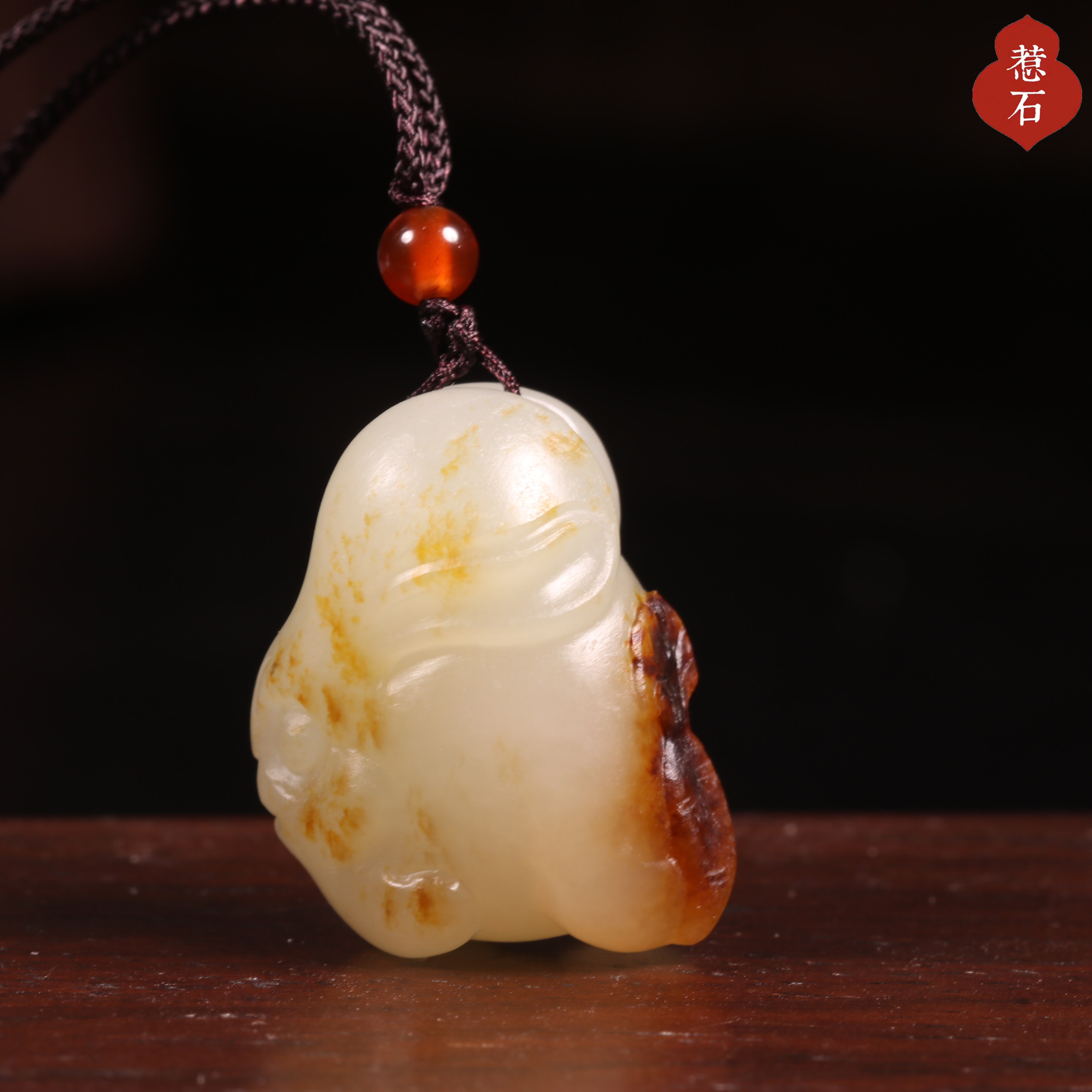 9.2克新疆和田玉籽料白玉俏色生肖兔子萝卜 前途似锦吊坠挂件苏工