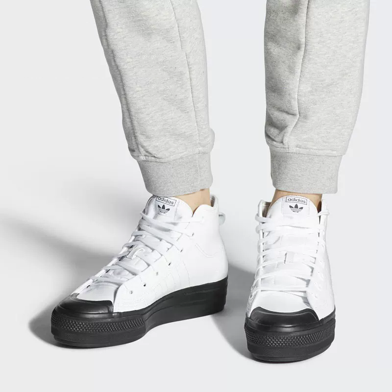 断码特价！adidas三叶草 女子 漆皮厚底增高休闲鞋FY7606