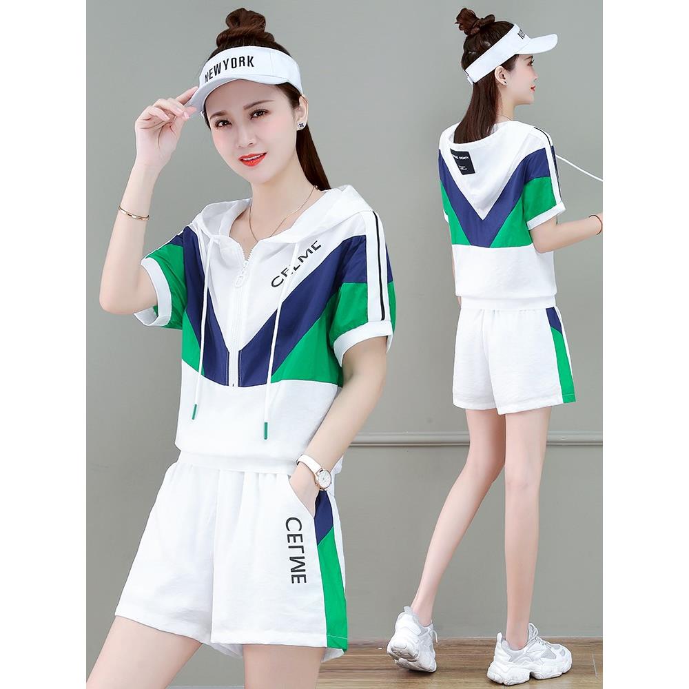 香港时尚休闲套装女夏季新款小个子拼色时髦洋派减龄运动服两件套
